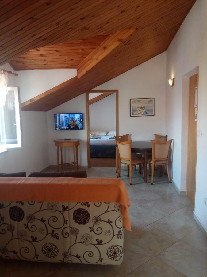 Apartmani Banic Postira Exteriér fotografie