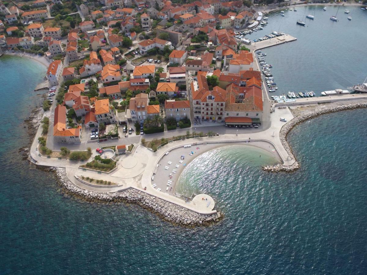 Apartmani Banic Postira Exteriér fotografie